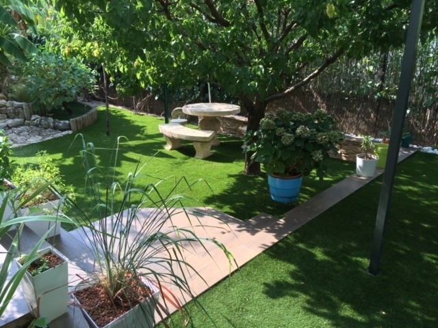 pelouse-synthetique-jardin